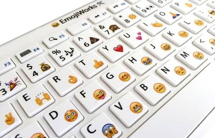 So legen Sie Emojis auf den Computer